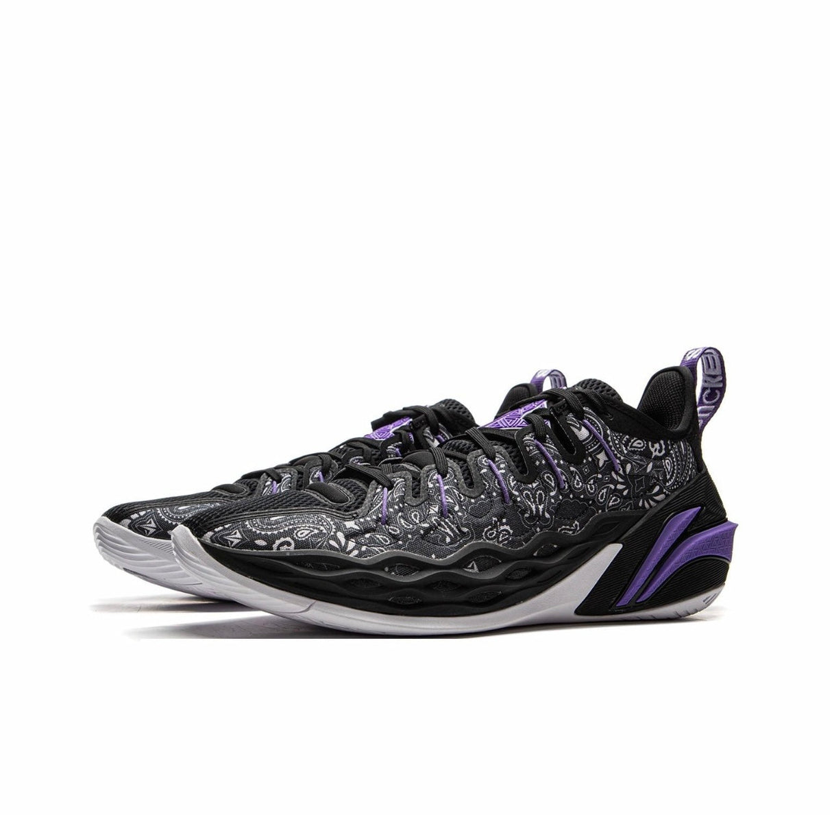 Jimmy Buckets Bad Boys shoes 45-degree full view