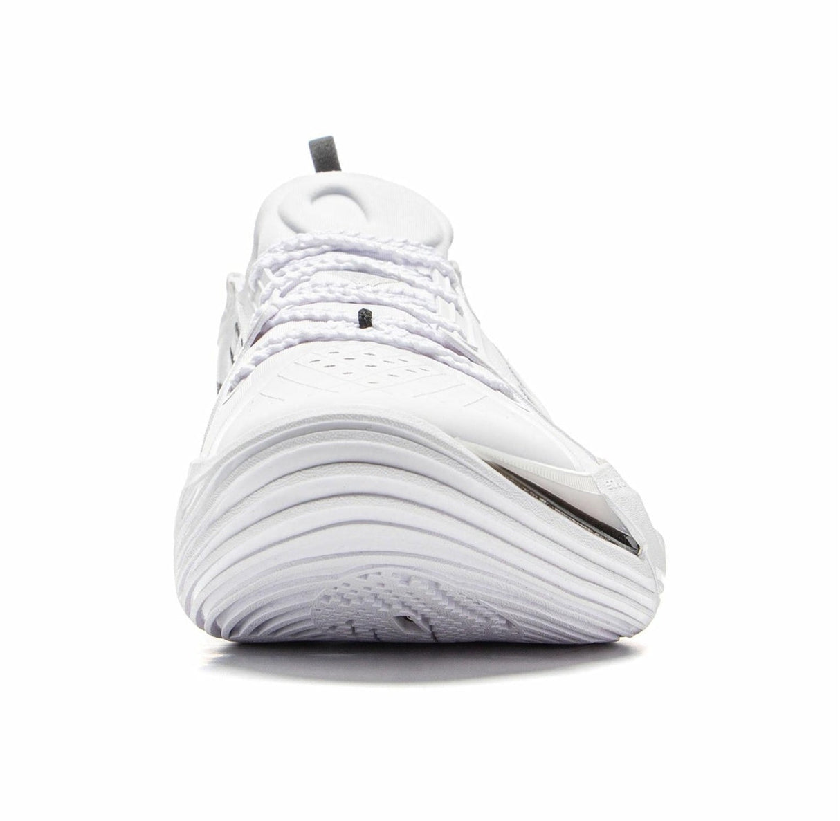 Close-up of Li-Ning Sonic 13 Standard White toe box design