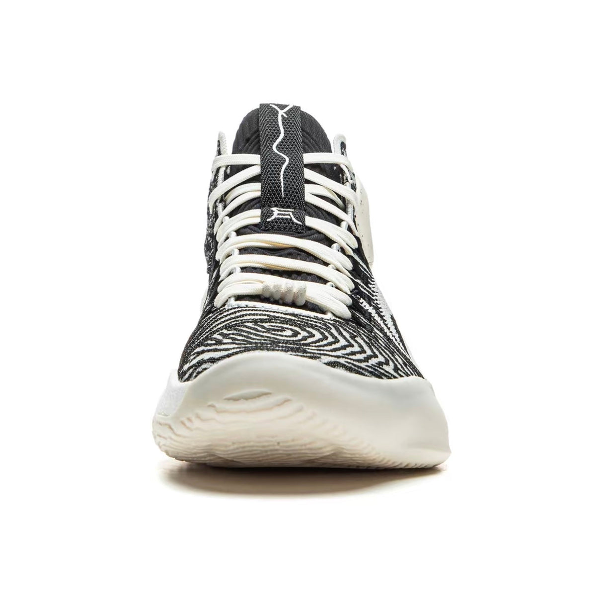 Close-up of Li-Ning Yushuai Ultra Embers toe box design