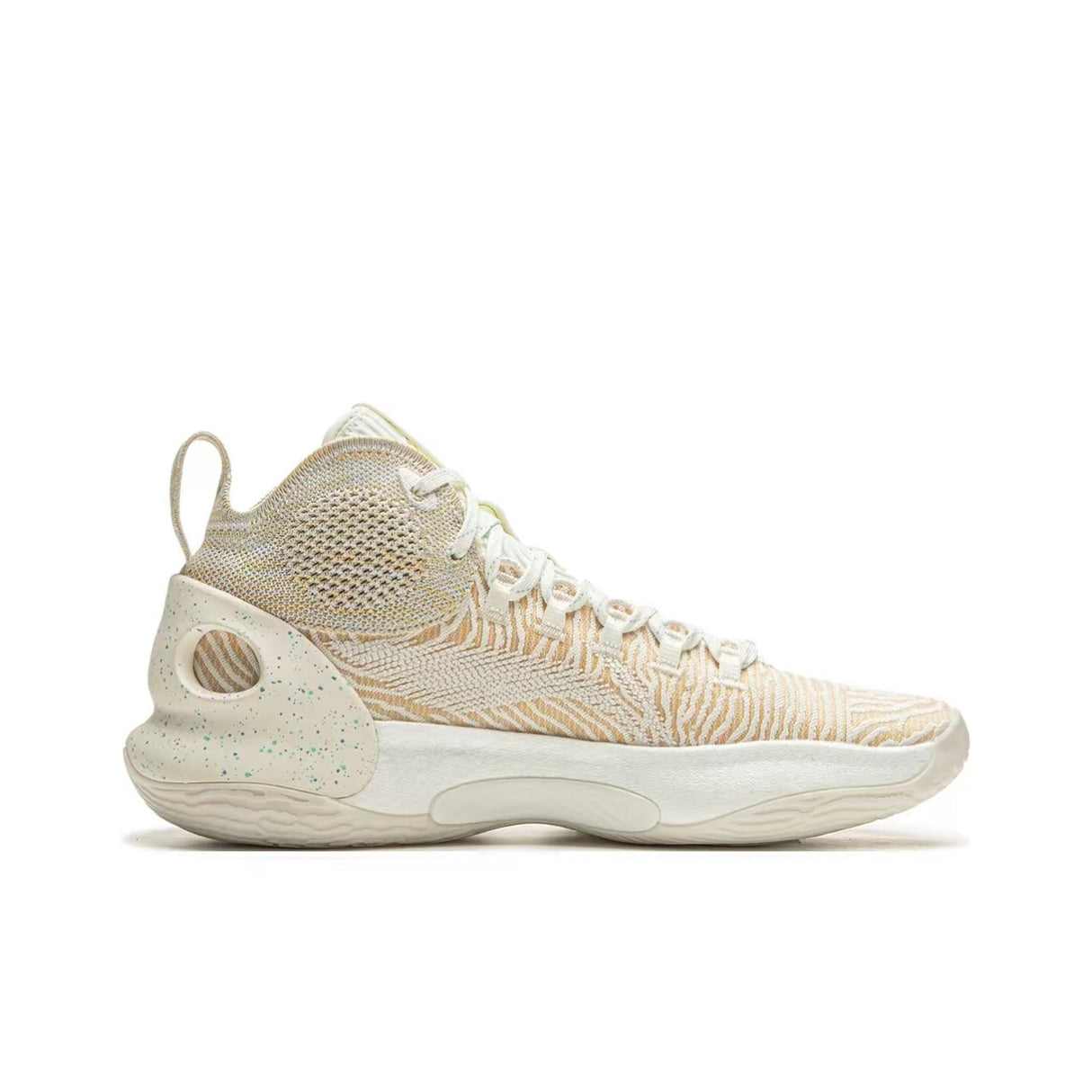 Li-Ning Yushuai Ultra sneakers side angle showcasing design