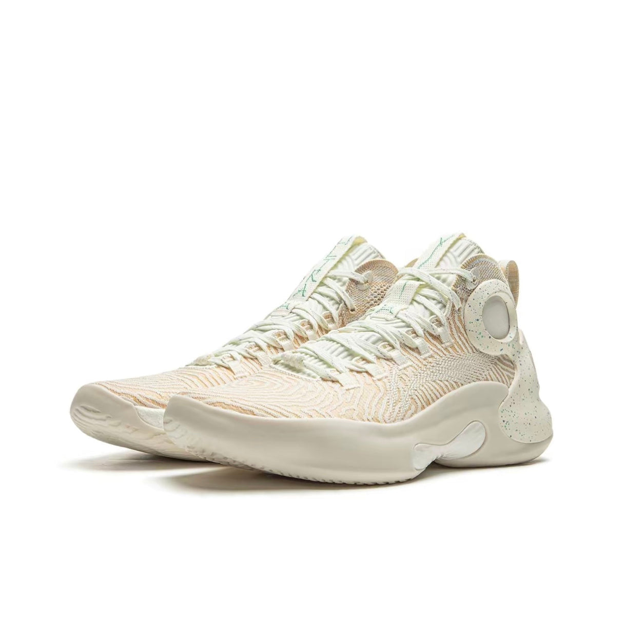 Li-Ning Yushuai Ultra sneakers side angle showcasing design