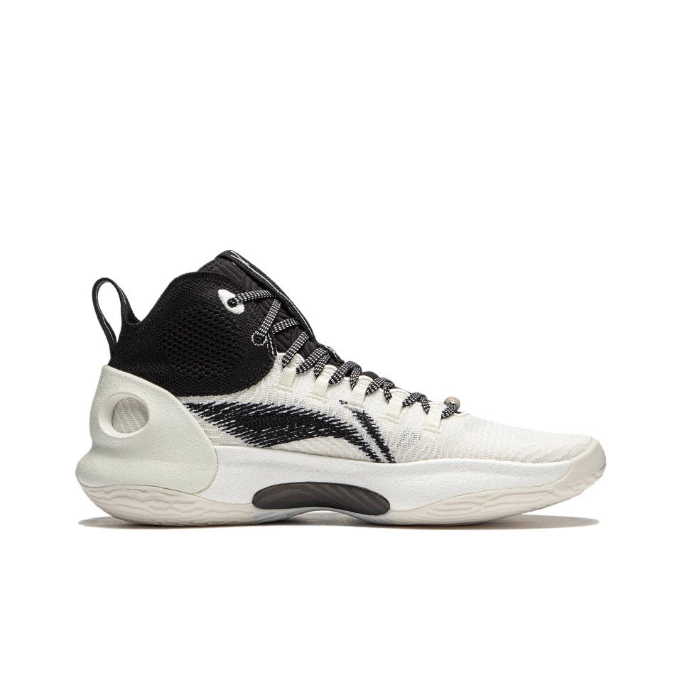 Li-Ning Yushuai Ultra sneakers side angle showcasing design