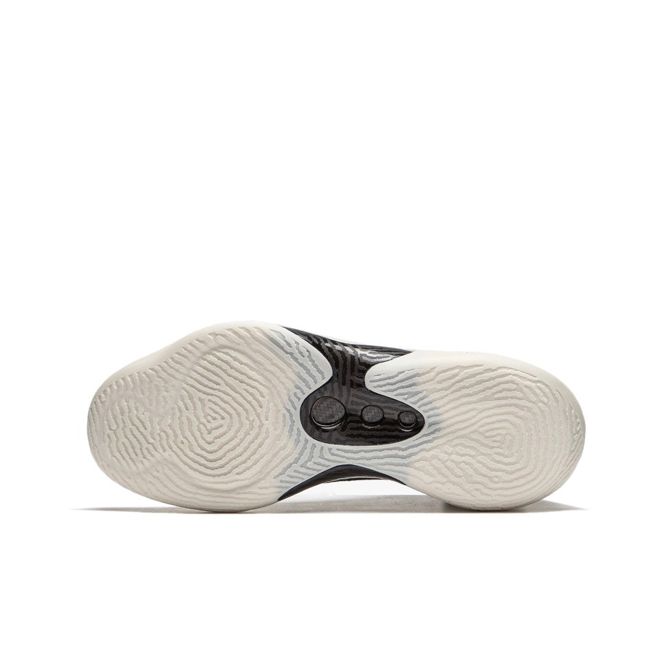 Li-Ning Yushuai Ultra White outsole pattern for grip and stability