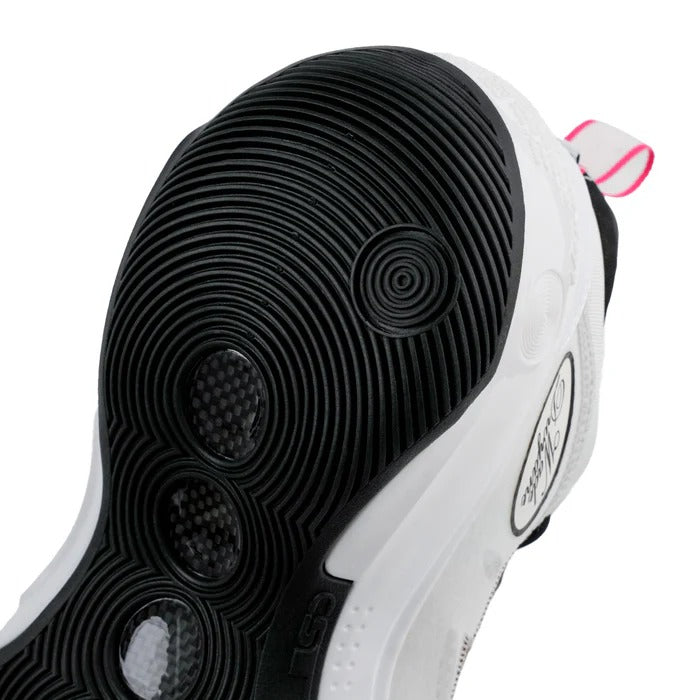 Li-Ning WOW 10 Low Panda basketball shoes outsole performance detail