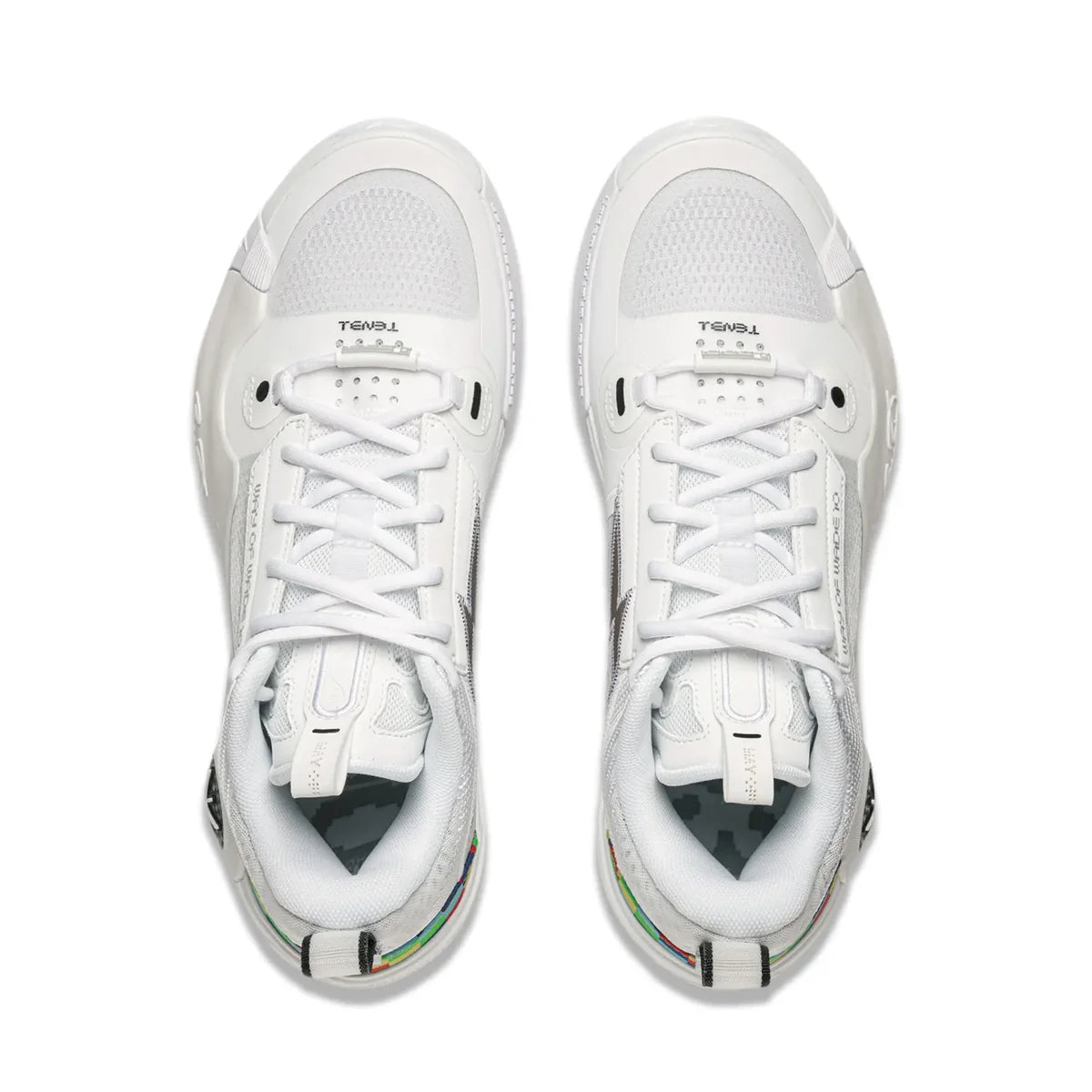 Top-down view of Way of Wade 10 Low Pixel basketball shoes
