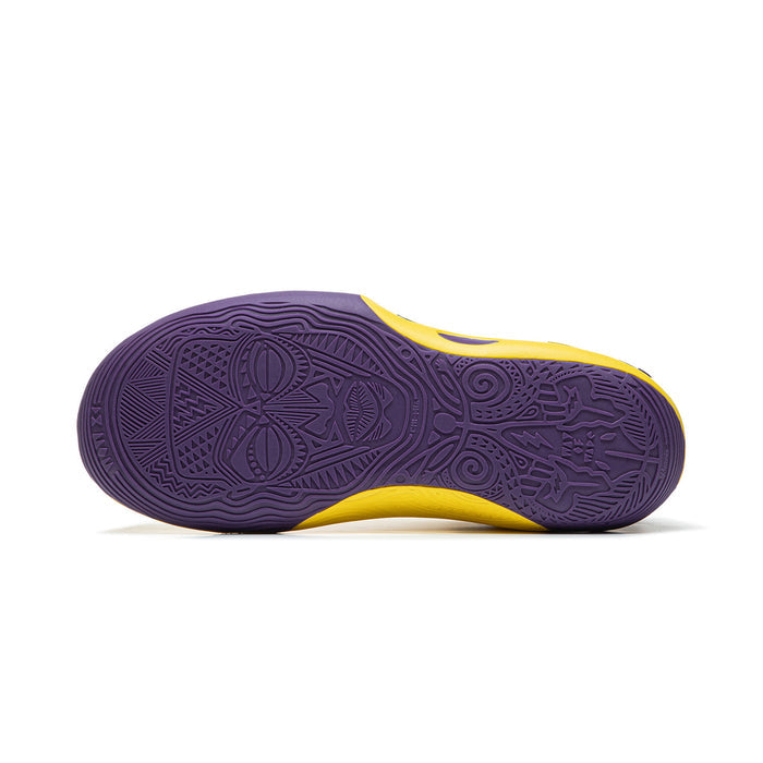 Way of Wade 11 Gold Purple outsole pattern detail