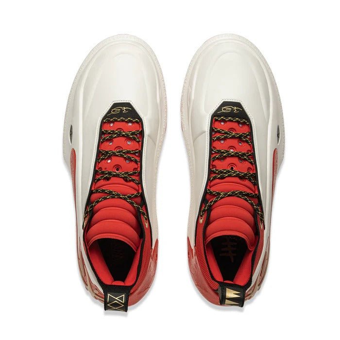 Top-down view of Way of Wade 11 Overtown basketball shoes