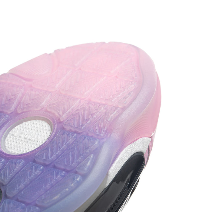 Li-Ning Wade All City 13 Family Love outsole carbon plate detail