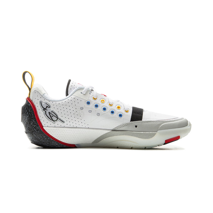 Li-Ning Wade All City 13 Interstellar sneakers side angle