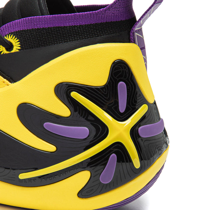 Way of Wade 11 'Gold & Purple'