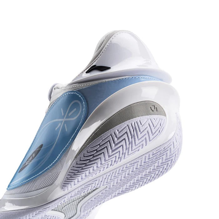 Way of Wade 808 5 Ultra “305” heel stability section detail